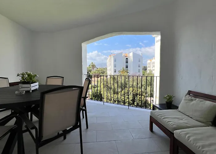 Jardines Del Puerto Apartment For Up To 6, Totally Refurbished 2025, Gardens, Pools, Garage, Wifi