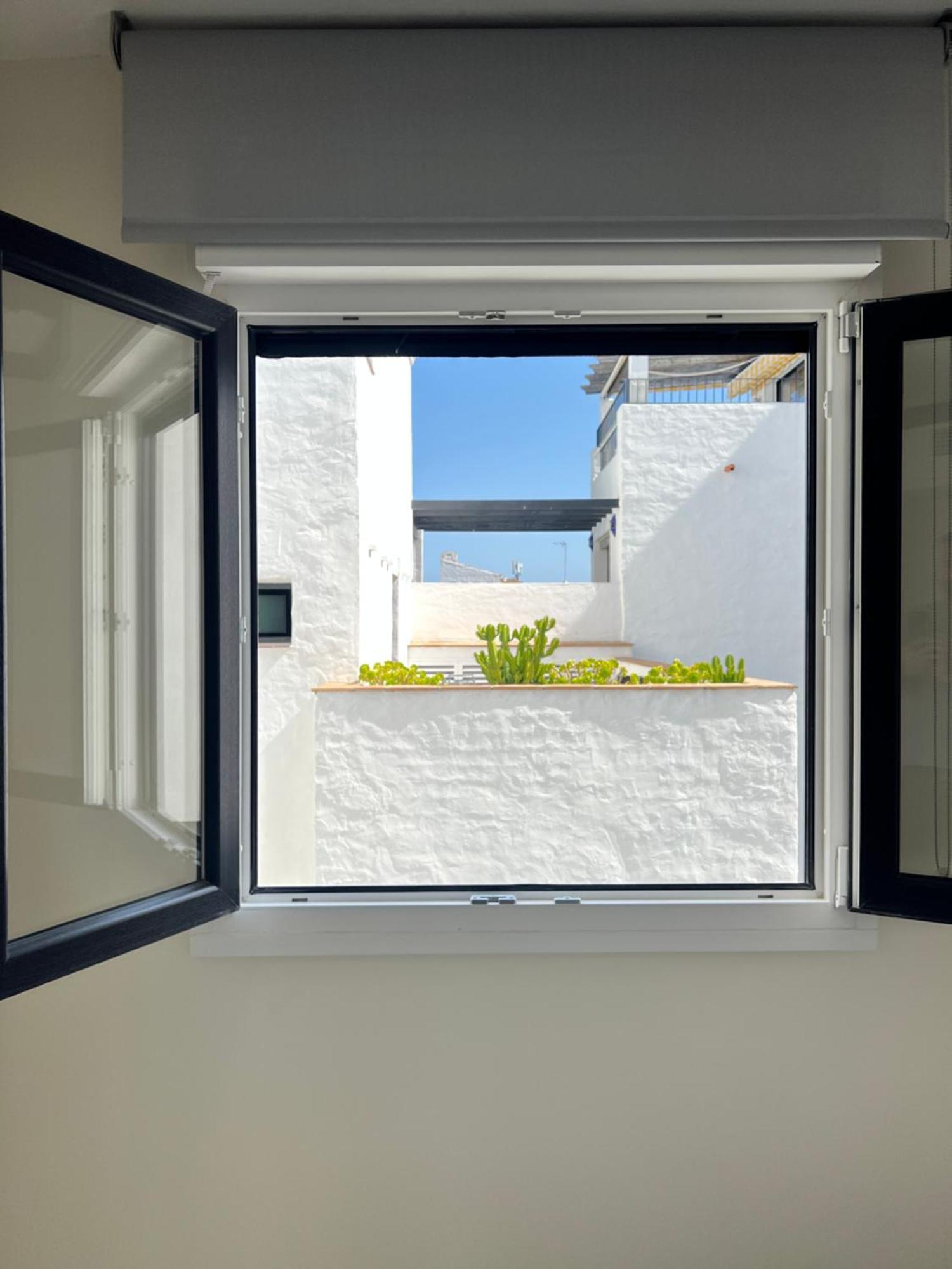 Jardines Del Puerto For Up To 6, Totally Refurbished 2025, Gardens, Pools, Garage, Wifi *