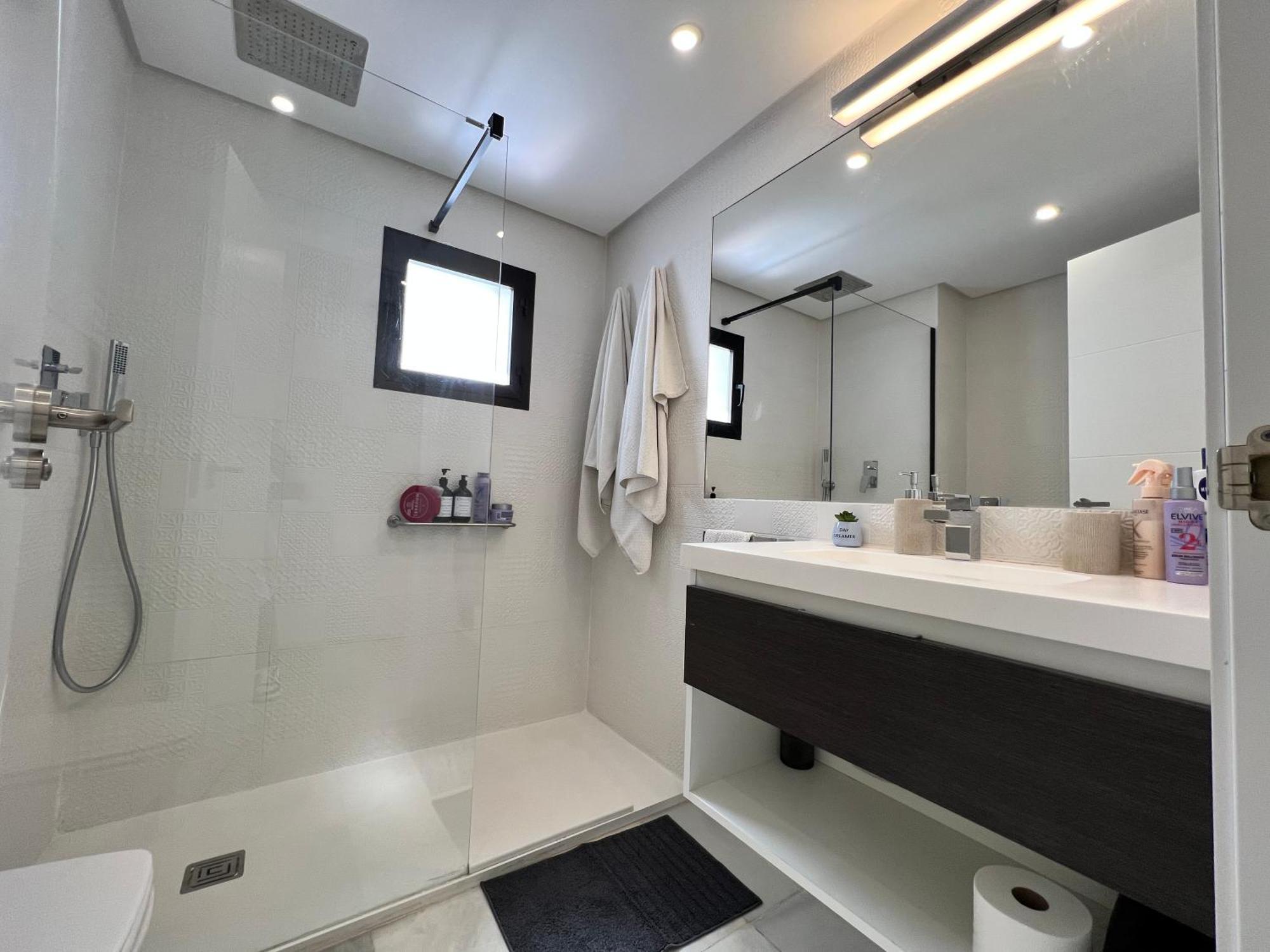 Jardines Del Puerto For Up To 6, Totally Refurbished 2025, Gardens, Pools, Garage, Wifi * Marbella