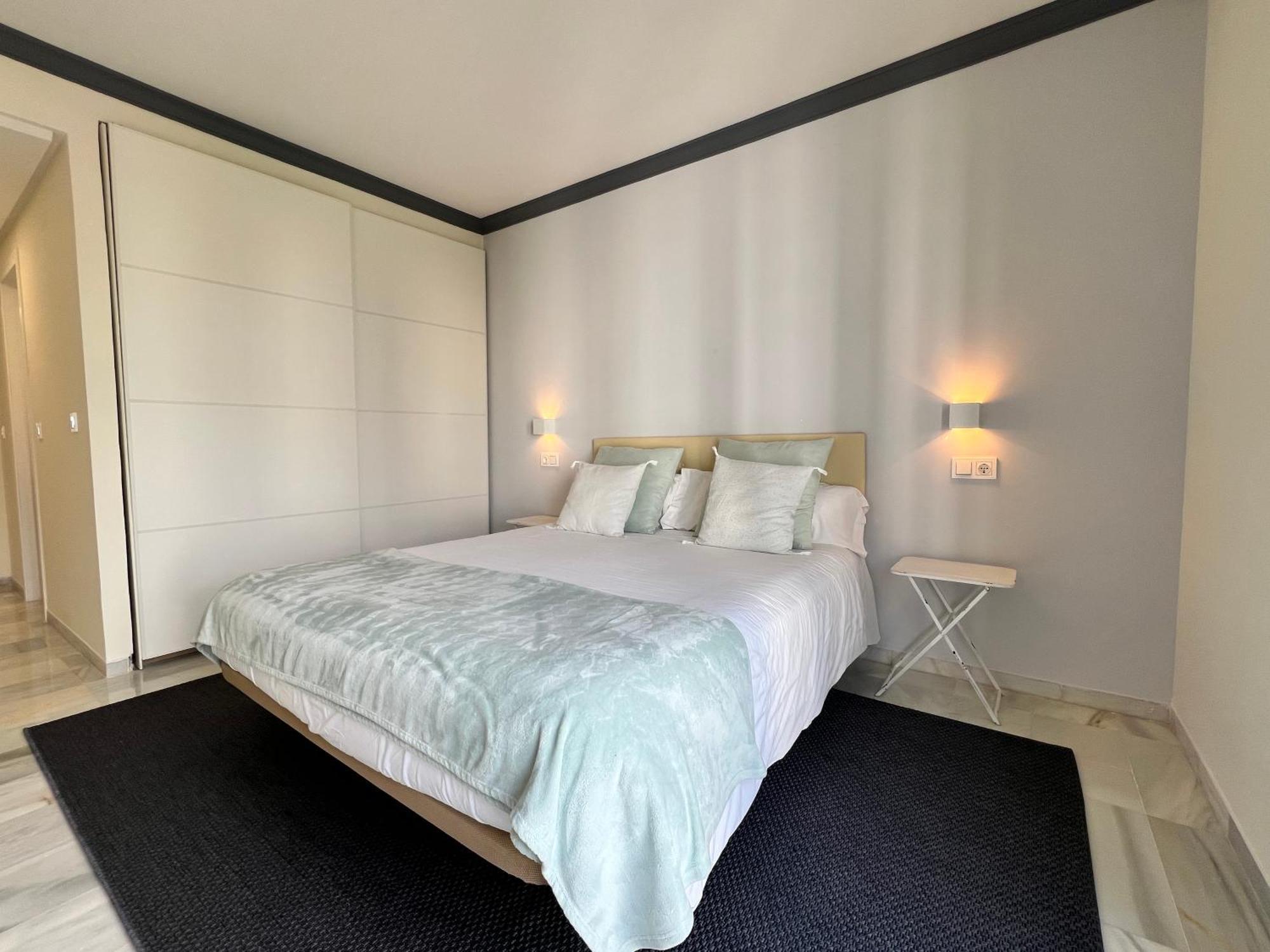 Jardines Del Puerto For Up To 6, Totally Refurbished 2025, Gardens, Pools, Garage, Wifi